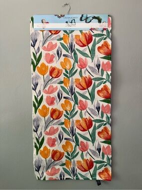 Cynthia Rowley Orange Tulip Table Runner